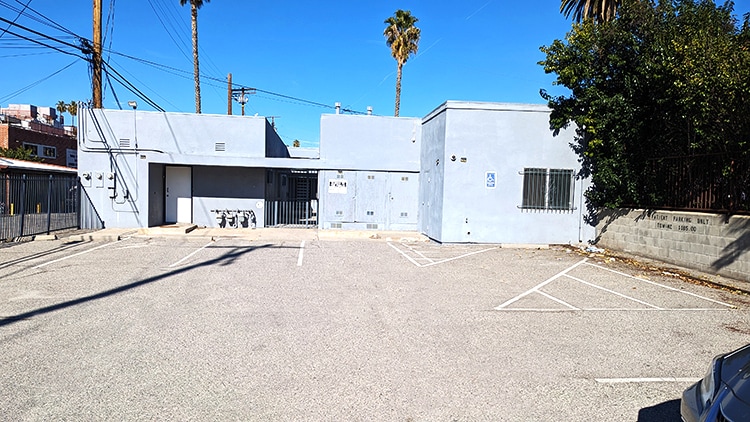 14432-14434 Gilmore St, Van Nuys, CA for sale - Building Photo - Image 3 of 19