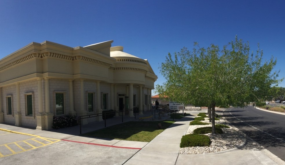 5974 Silver Springs Dr, El Paso, TX for lease - Building Photo - Image 2 of 62