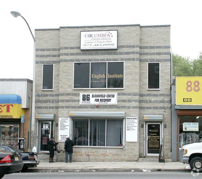 86 Bloomfield Ave, Newark, NJ for sale - Building Photo - Image 1 of 1