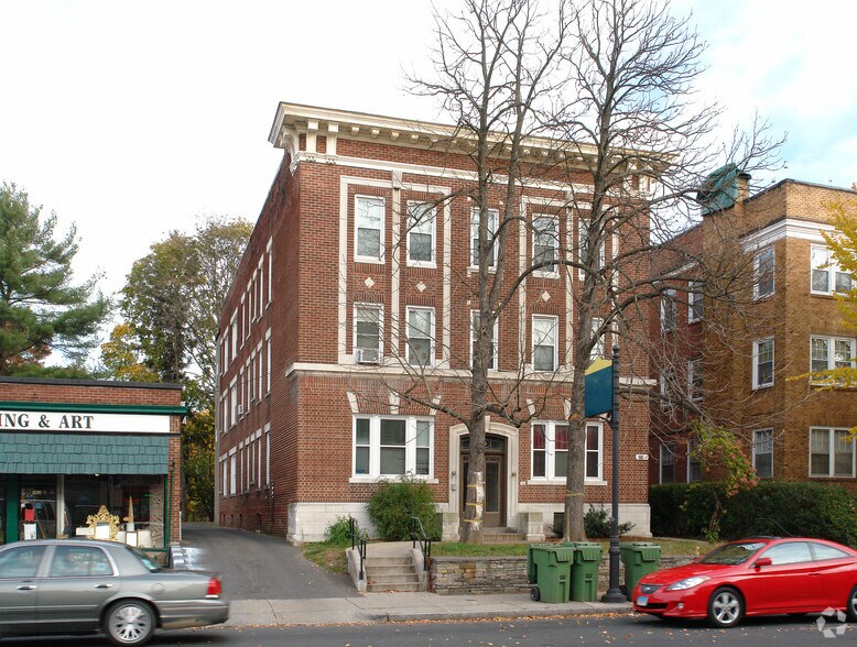 258260 Sisson Ave, Hartford, CT 06105