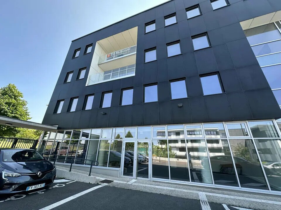 Office in Bezannes for lease Building Photo- Image 1 of 11