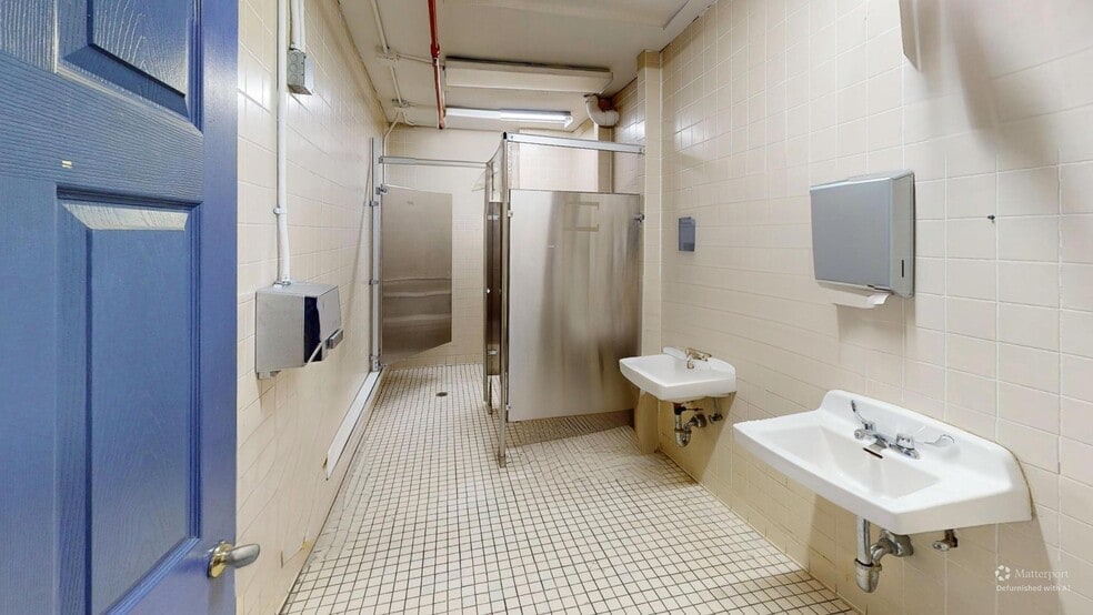 1997-2013 Mcdonald Ave, Brooklyn, NY for lease - Building Photo - Image 2 of 8