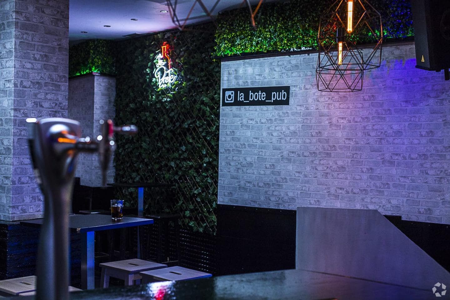 in Cuenca, Cuenca for sale Interior Photo- Image 1 of 1