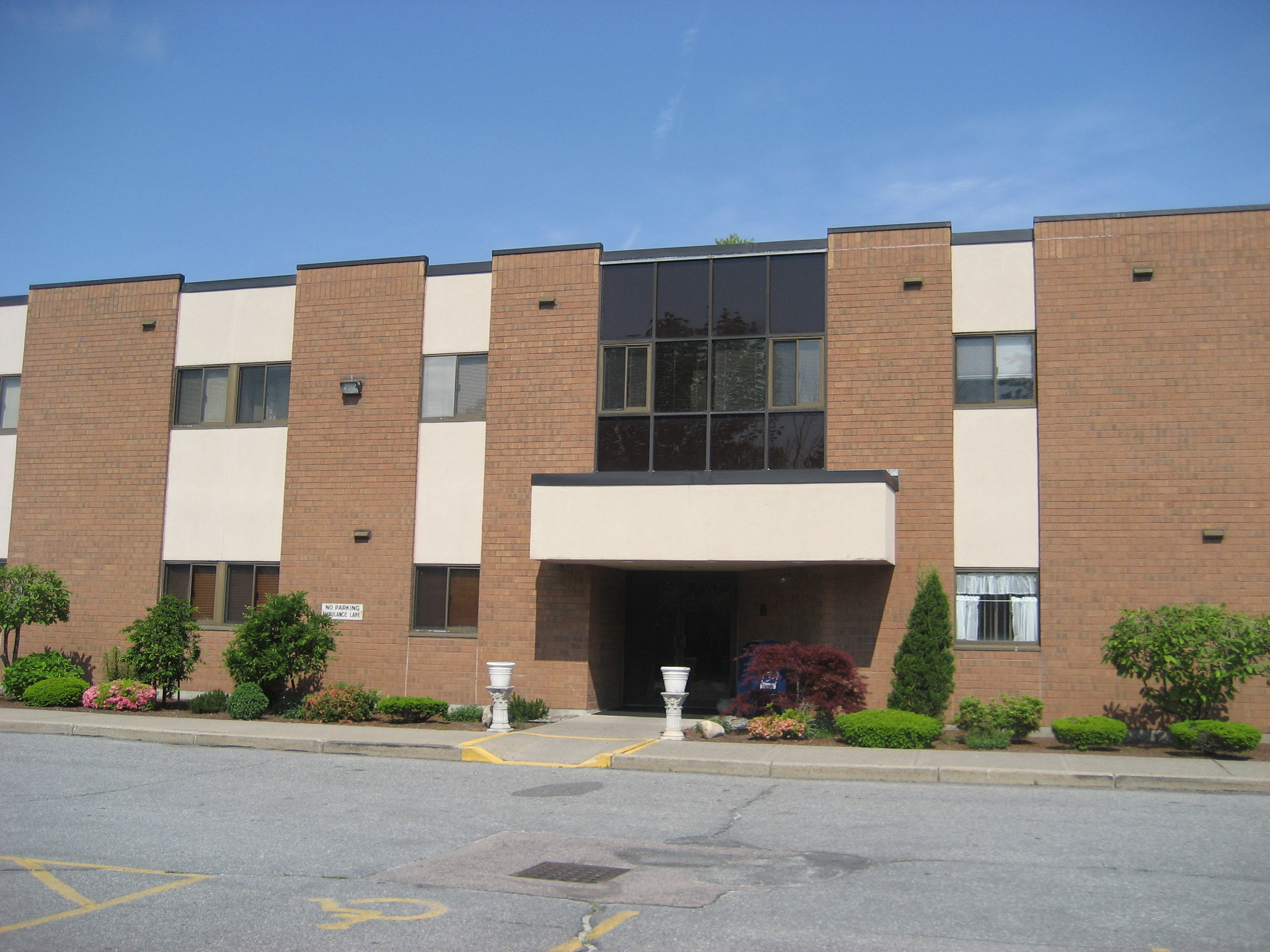 20 Cumberland Hill Rd, Woonsocket, RI for sale Building Photo- Image 1 of 1