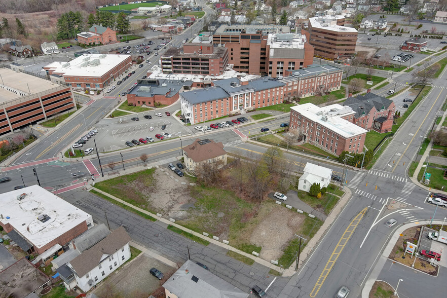 716 North St, Pittsfield, MA for sale - Building Photo - Image 1 of 1