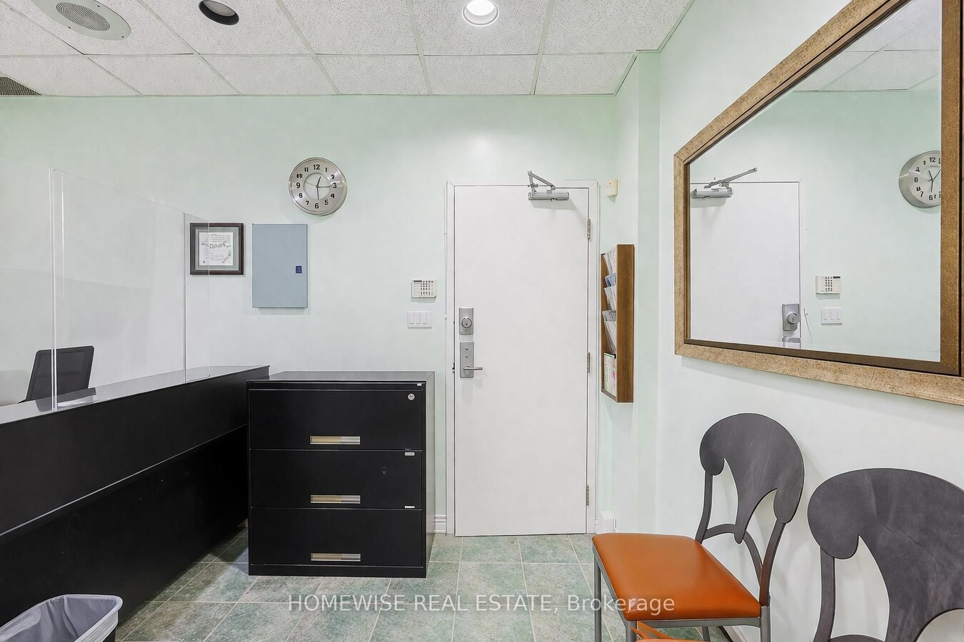 1466 Bathurst St, Toronto, ON M5R 3S3 - Unit 302 - - Interior Photo - Image 1 of 10