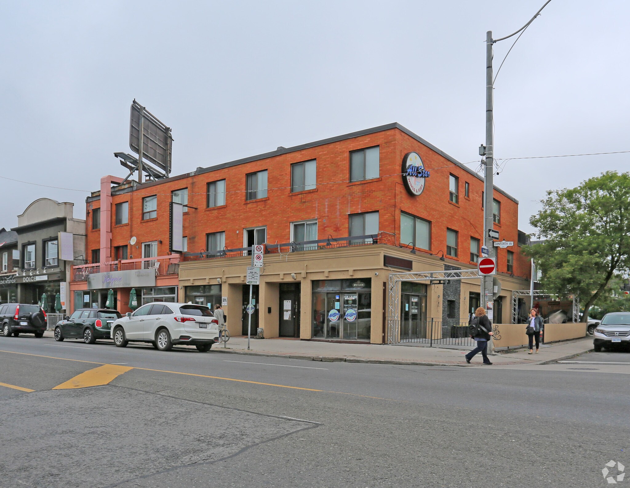 424-426 Danforth Ave, Toronto, ON for sale Primary Photo- Image 1 of 1