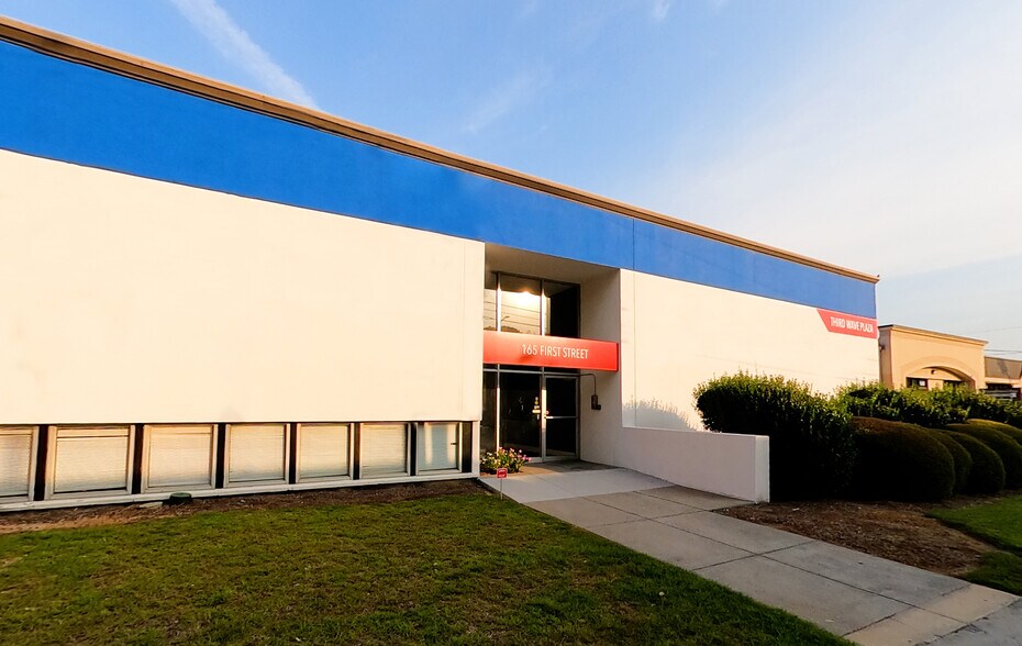 165 1st St, Macon-Bibb, GA for sale - Building Photo - Image 1 of 1