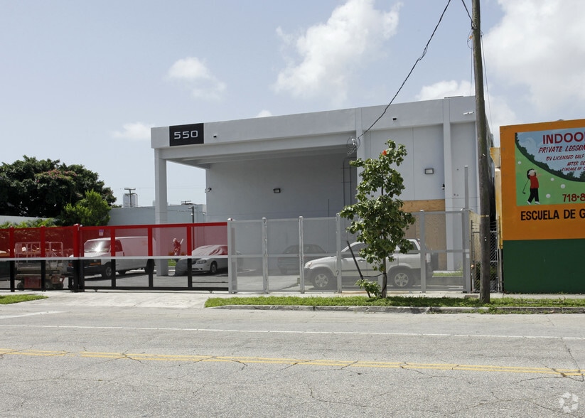 550 NW 29th St, Miami, FL for lease - Building Photo - Image 3 of 4