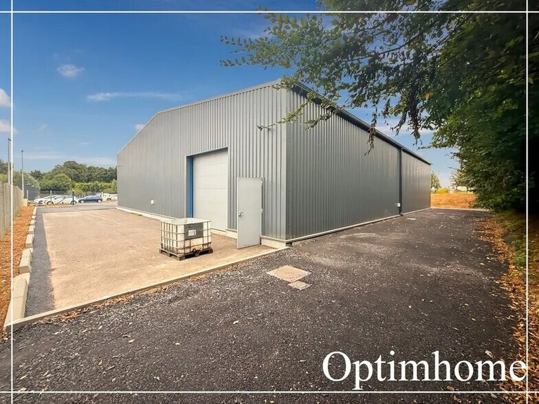 Flex in Compiègne for sale - Building Photo - Image 3 of 10