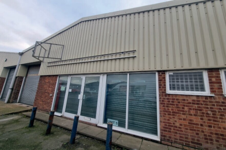 Newcombe Rd, Lowestoft for lease - Primary Photo - Image 1 of 1