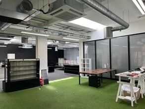 11 Bull Ln, High Wycombe for lease Interior Photo- Image 2 of 3