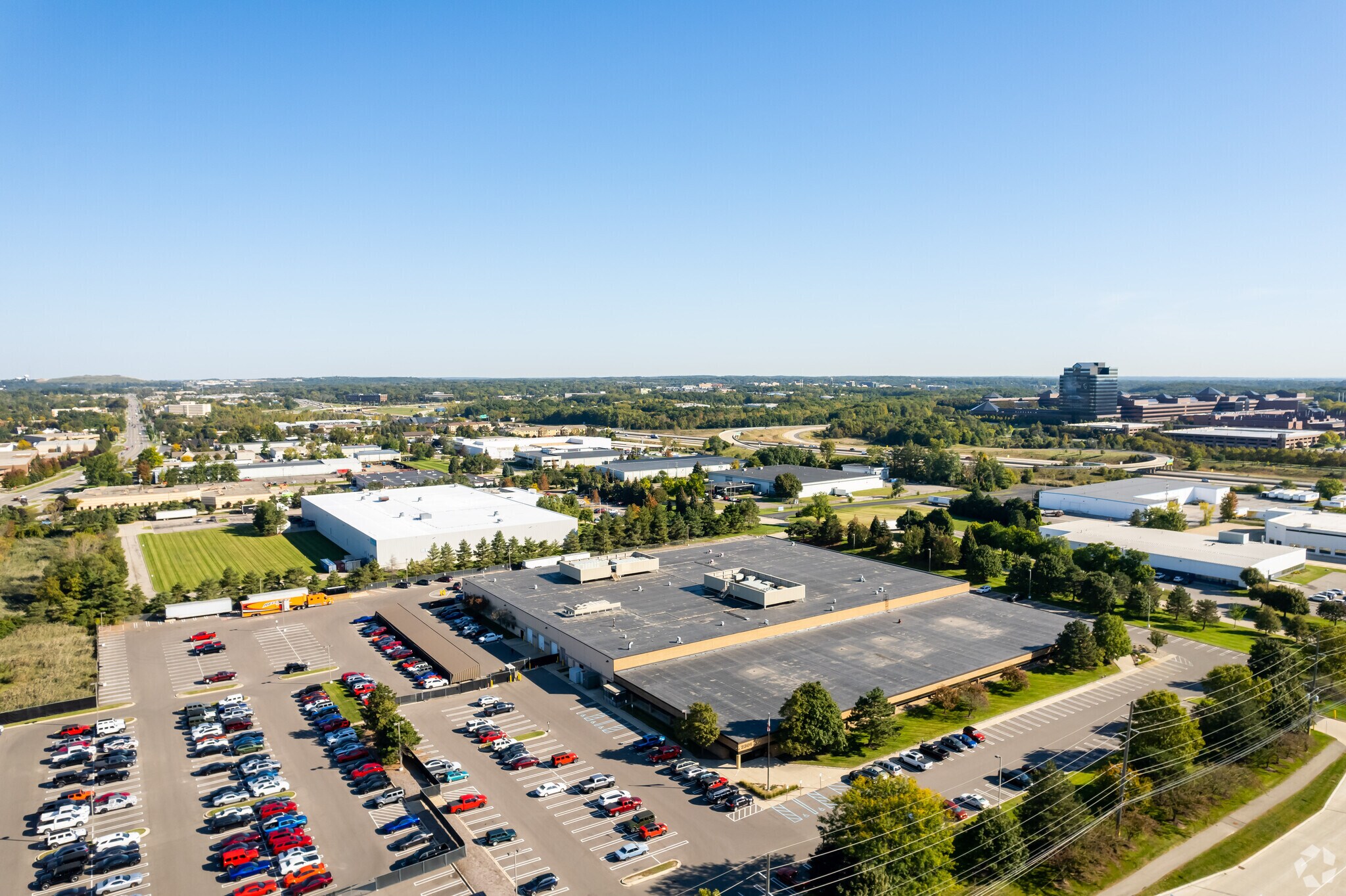 2301 Featherstone Rd, Auburn Hills, MI 48326 Flex for Lease