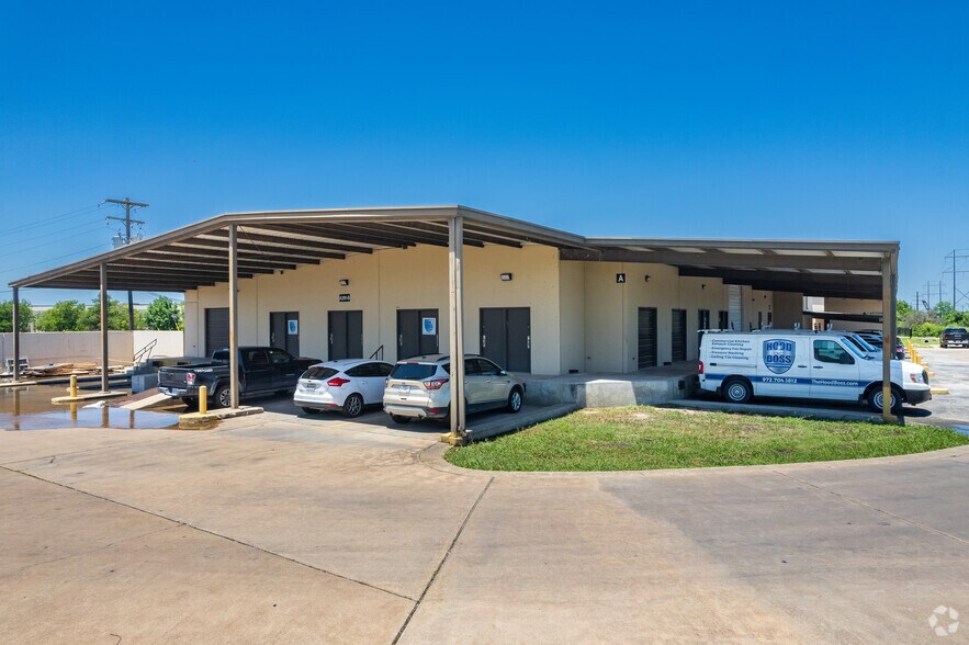 Industrial in Buda, TX for sale - Primary Photo - Image 1 of 1