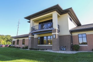 More details for 3015 Greyhound Dr, Waterloo, IA - Office for Lease