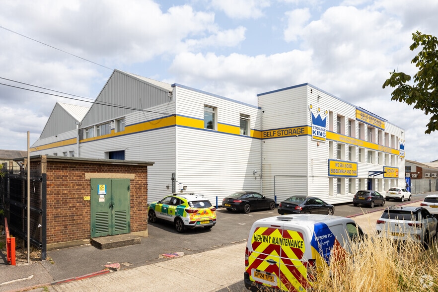 599-613 Princes Rd, Dartford for lease - Building Photo - Image 3 of 4