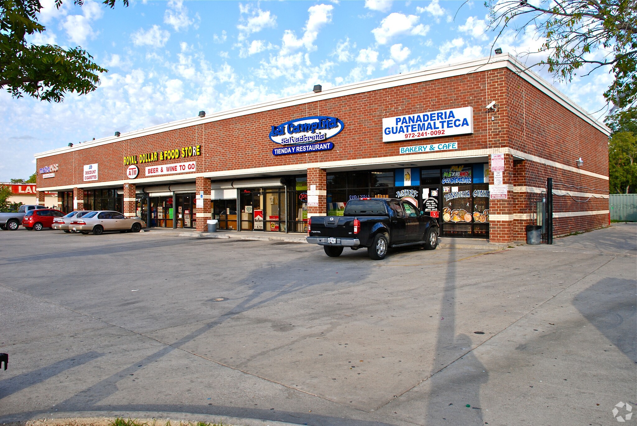 10818 Dennis Rd, Dallas, TX for sale Building Photo- Image 1 of 1