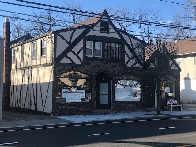 610 Pompton Ave, Cedar Grove, NJ for sale - Primary Photo - Image 1 of 1