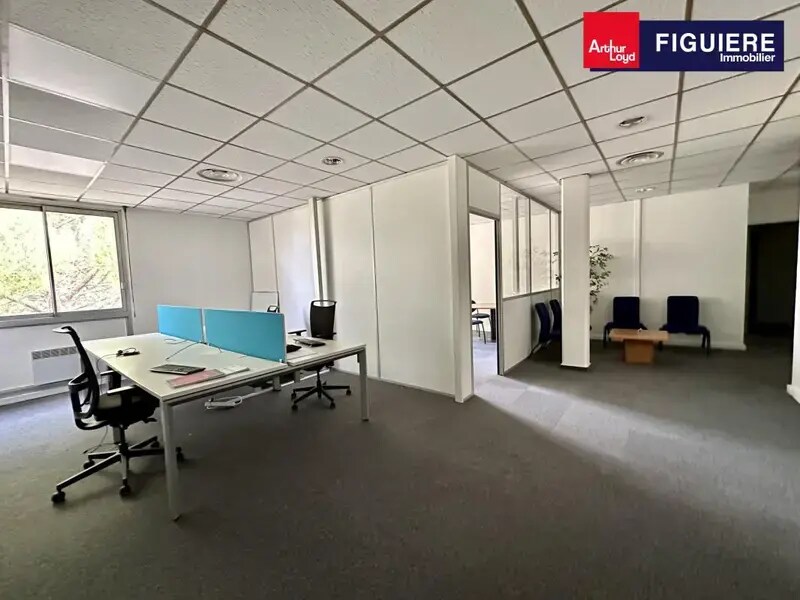 5 Rue Charles Duchesne, Aix-en-Provence for sale Interior Photo- Image 1 of 7