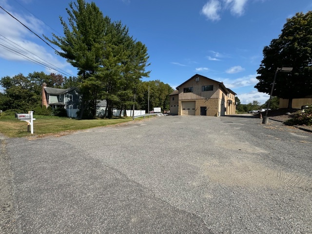 8 Maple Dr, Monroe, CT for lease - Building Photo - Image 2 of 57