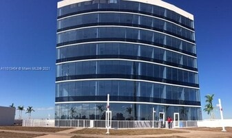 Beacon Tower of Aventura - Live-Work Space