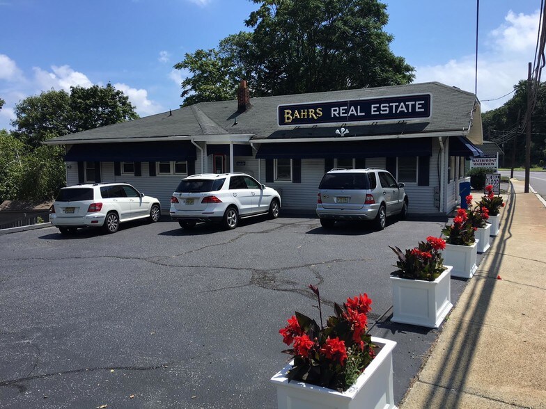 426 State Route 36, Highlands, NJ 07732