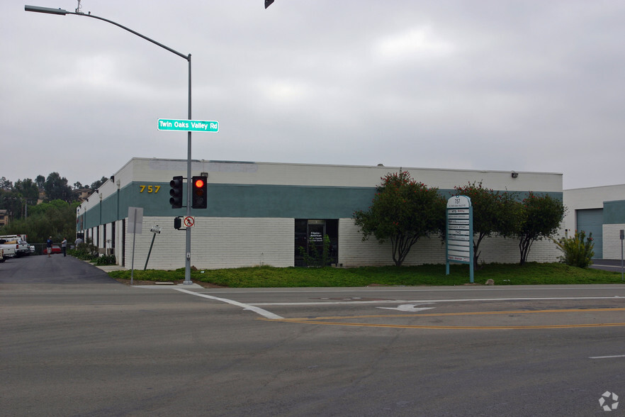 757 N Twin Oaks Valley Rd, San Marcos, CA for lease - Building Photo - Image 3 of 11