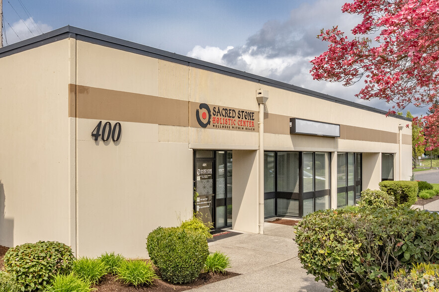 11818 SE Mill Plain Blvd, Vancouver, WA for lease - Building Photo - Image 2 of 6