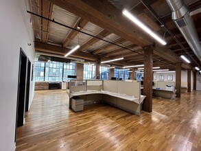 4348 W Lake St, Chicago, IL for lease Interior Photo- Image 1 of 6