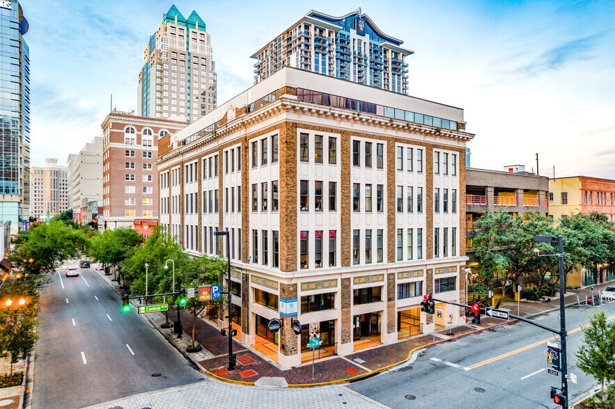 2 S Orange Ave, Orlando, FL for lease - Primary Photo - Image 1 of 18