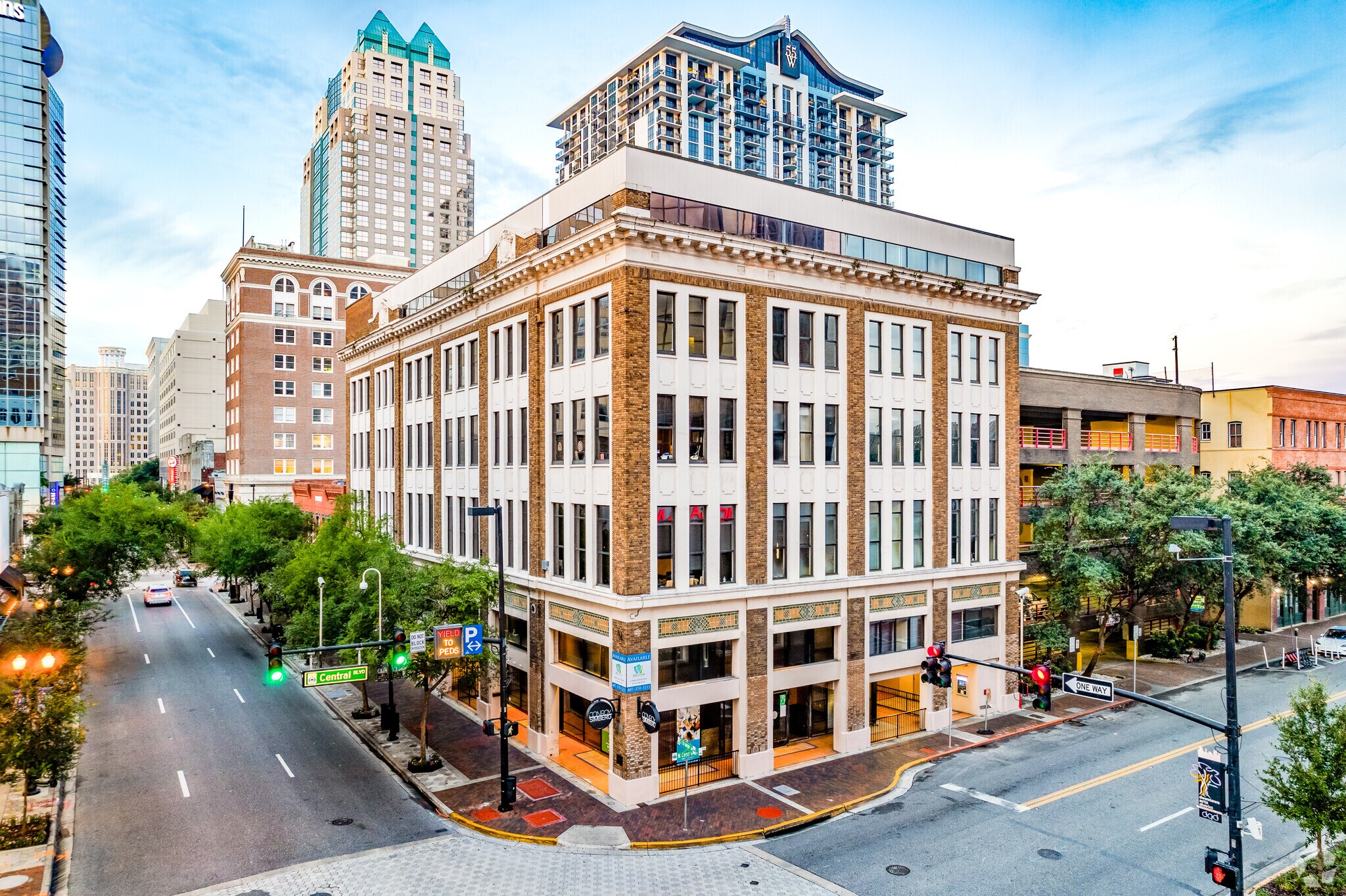 2 S Orange Ave, Orlando, FL for lease Primary Photo- Image 1 of 19