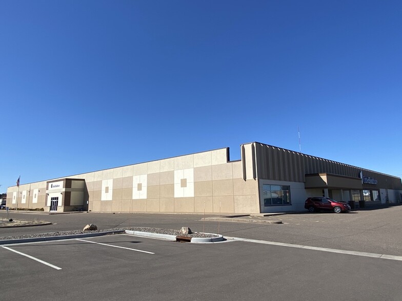 2725 Mall Dr, Eau Claire, WI for lease - Building Photo - Image 1 of 13