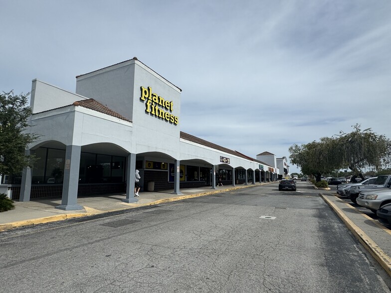 9023-9217 Little Rd, New Port Richey, FL for lease - Building Photo - Image 3 of 5