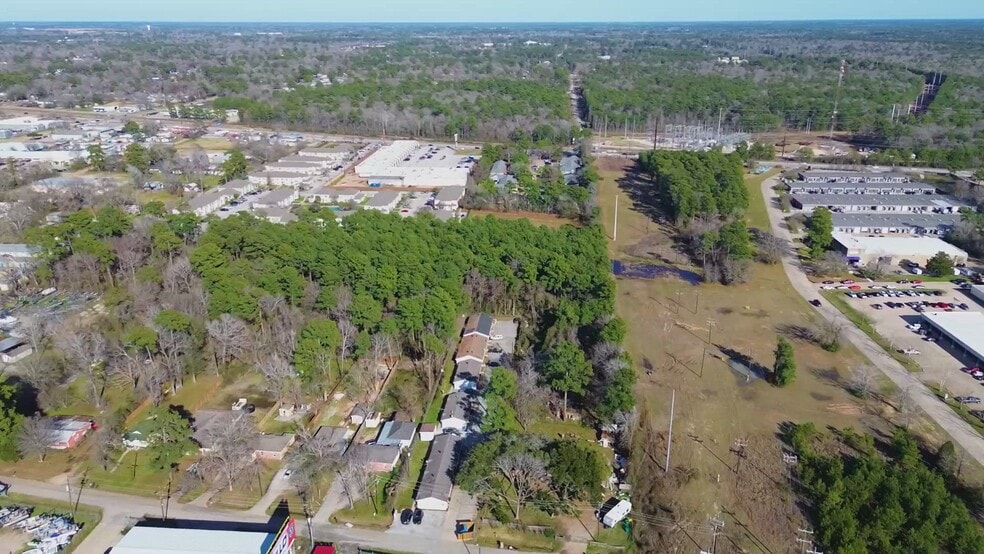 409 Austin Rd, Conroe, TX for sale - Commercial Listing Video - Image 2 of 33