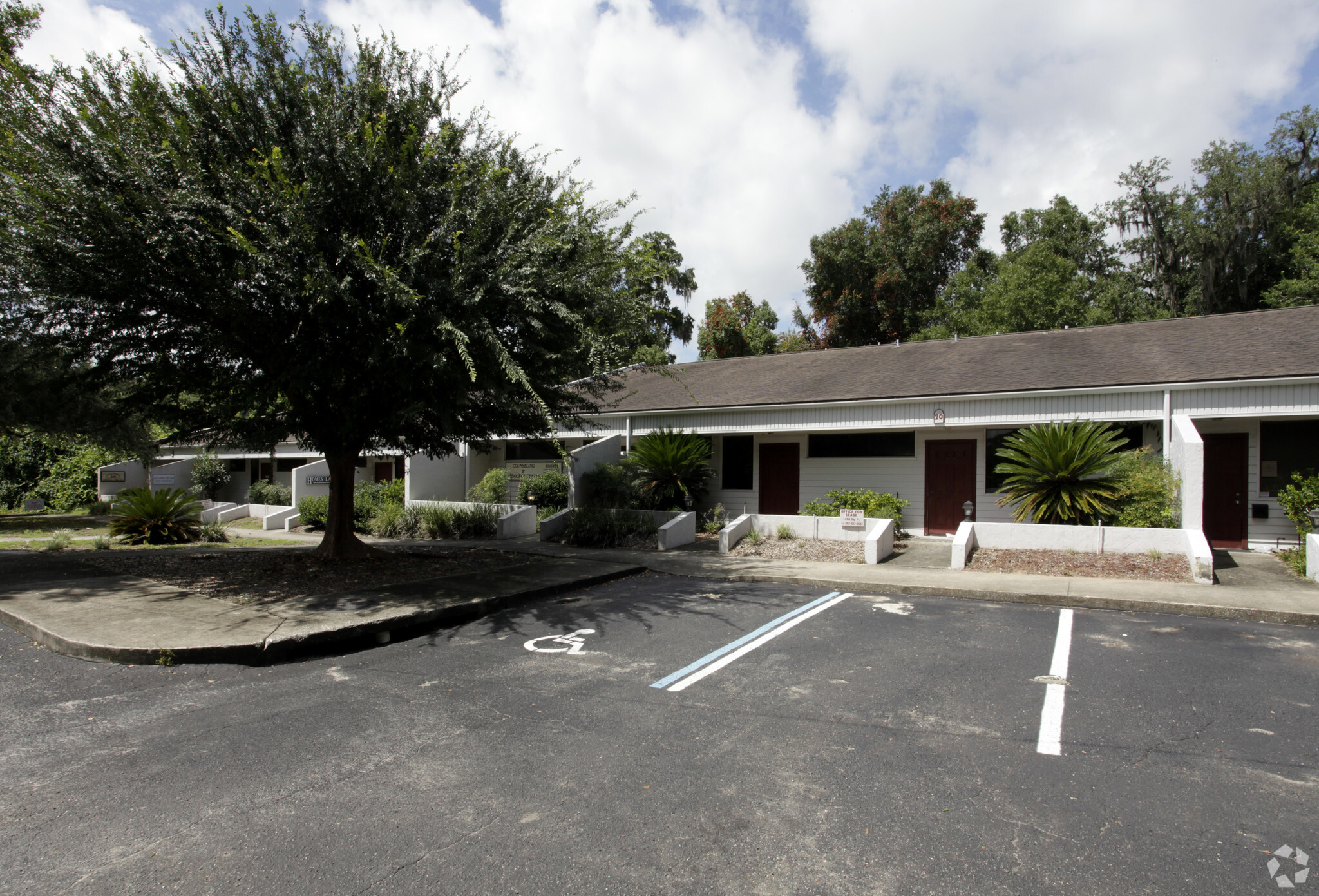 2801 SW College Rd, Ocala, FL for lease Primary Photo- Image 1 of 4