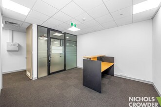 424 Warrigal Rd, Heatherton for lease Interior Photo- Image 2 of 9