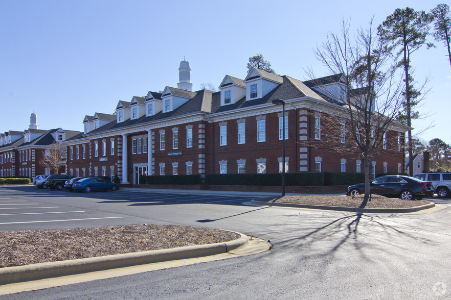 8450 Falls Of Neuse Rd, Raleigh, NC for sale - Primary Photo - Image 1 of 1