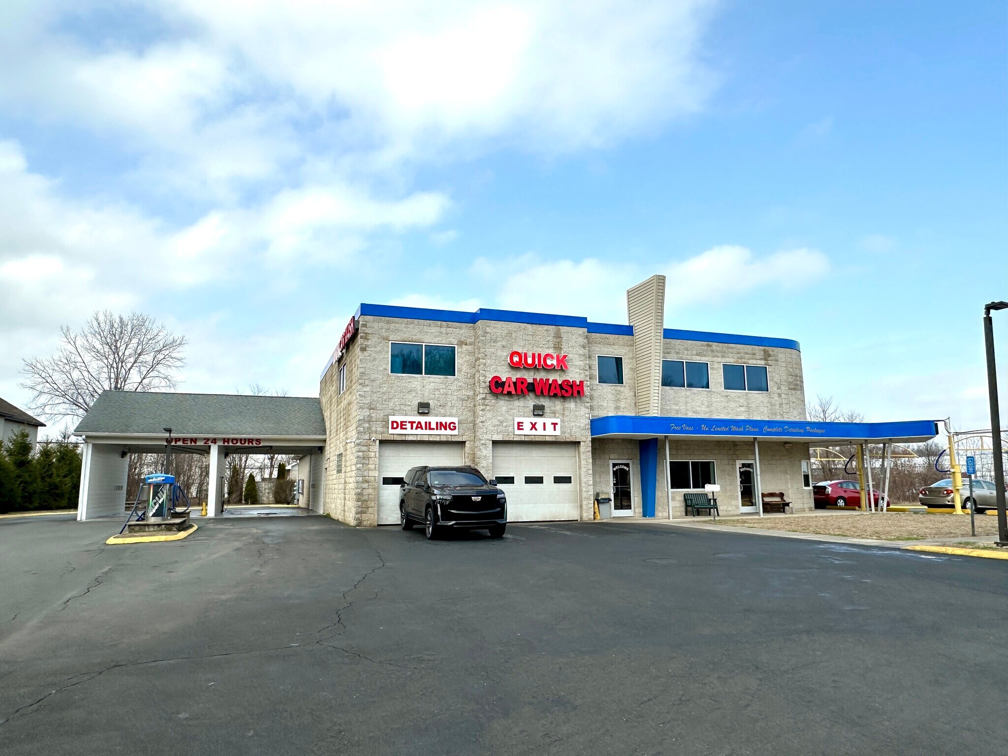 590 Spring St, Windsor Locks, CT for sale Building Photo- Image 1 of 1