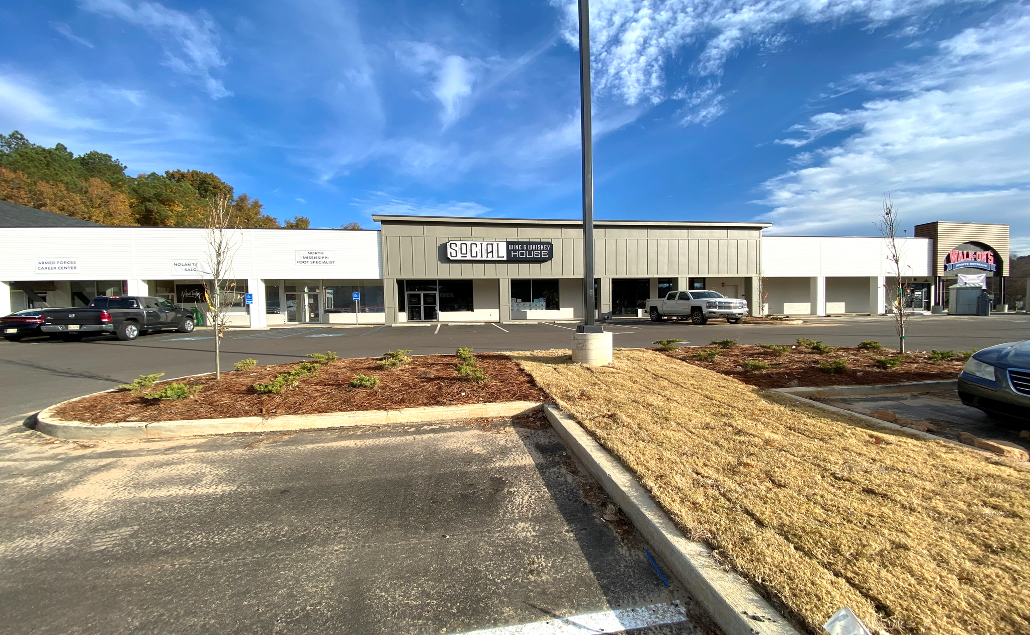 1733 University Ave, Oxford, MS for sale Primary Photo- Image 1 of 1