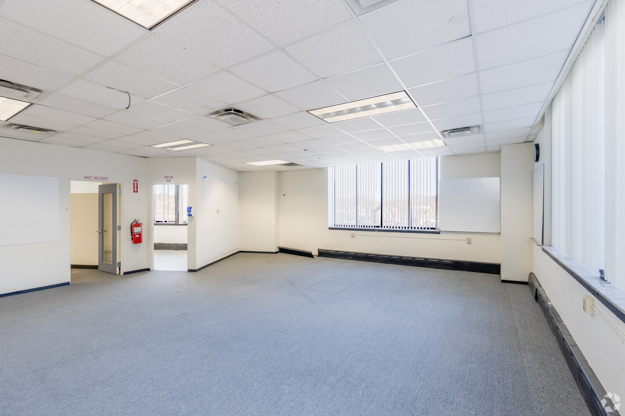 5001 Baum Blvd, Pittsburgh, PA for lease Interior Photo- Image 1 of 2