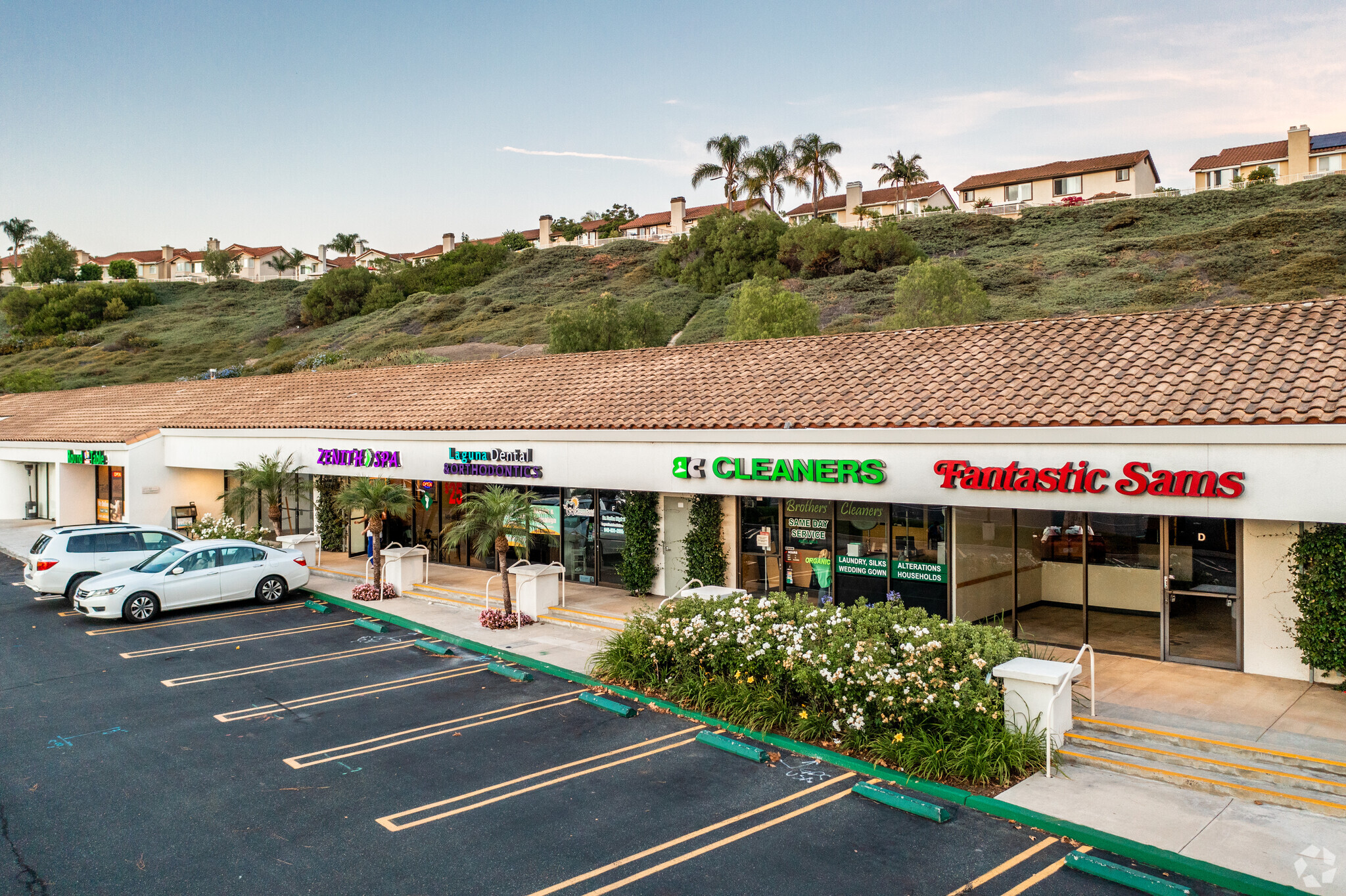 27932 La Paz Rd, Laguna Niguel, CA for lease Building Photo- Image 1 of 4