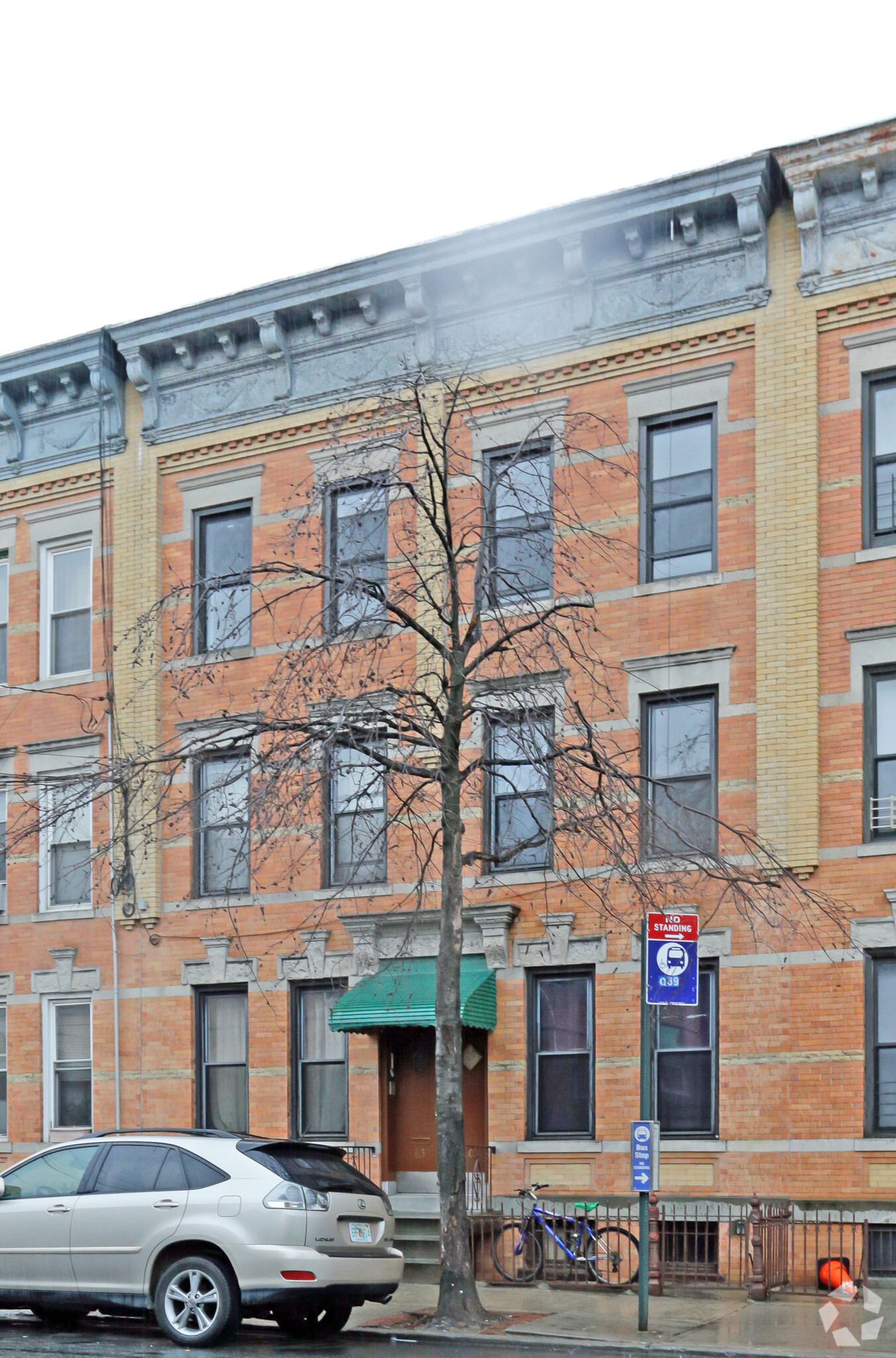 63-10 Forest Ave, Ridgewood, NY for sale Primary Photo- Image 1 of 23