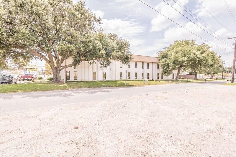 215 N Pierce St, Lafayette, LA for sale - Building Photo - Image 1 of 1