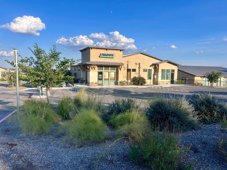 21202 Market Rdg, San Antonio, TX for lease - Building Photo - Image 1 of 16