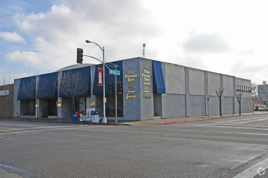 525 W Main St, Visalia, CA for sale - Primary Photo - Image 1 of 1