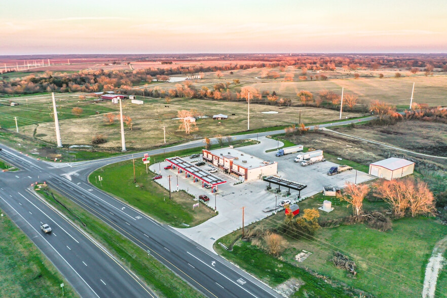 11378 SH-21, Caldwell, TX for lease - Primary Photo - Image 1 of 6