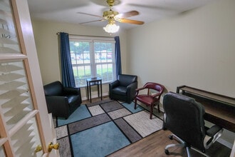 2212 Hope Mills Rd, Fayetteville, NC for sale Interior Photo- Image 2 of 13