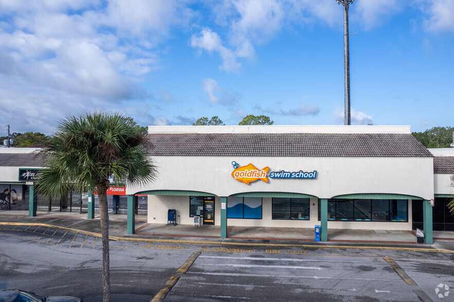 5401-5465 Lake Howell Rd, Winter Park, FL for lease - Building Photo - Image 1 of 8