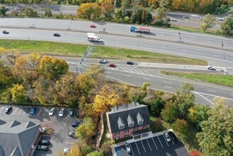 25 W Red Oak Ln, White Plains, NY - aerial  map view