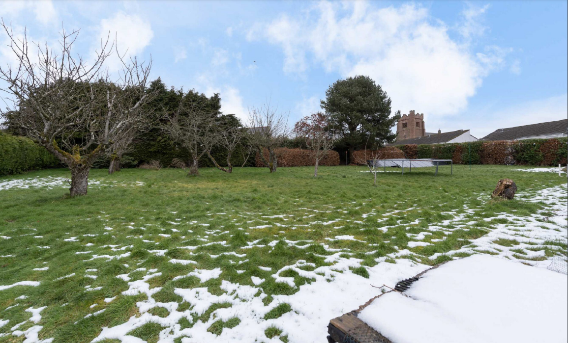 5 Park Pl, Kirriemuir for sale Primary Photo- Image 1 of 8